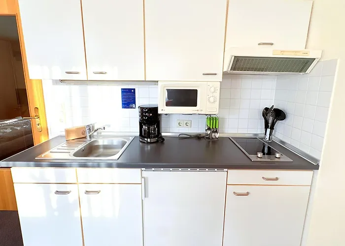 16 Im Haus Huehnergott Sellin